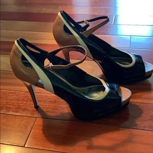 White House, Black Market heels